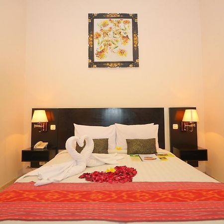 Andari Legian Hotel Bali Bagian luar foto