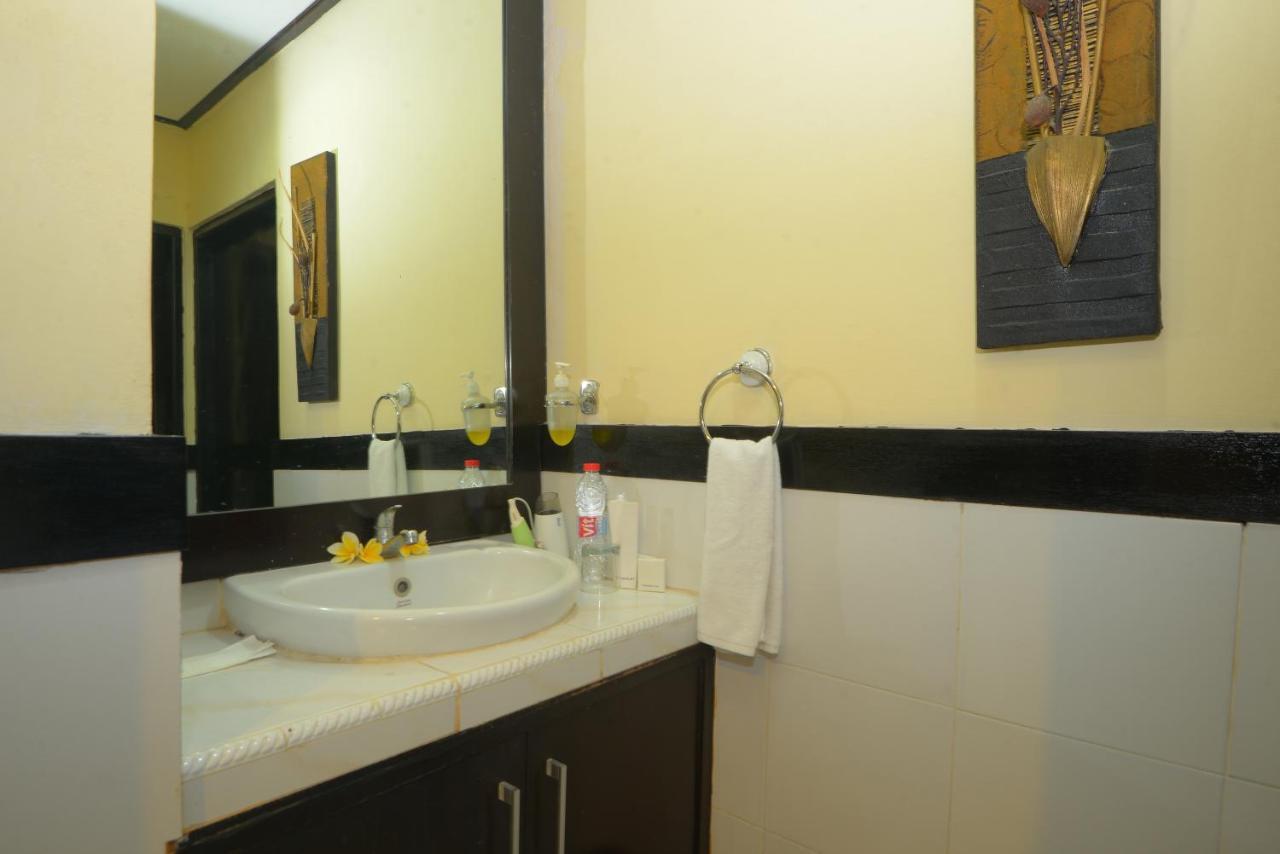 Andari Legian Hotel Bali Bagian luar foto